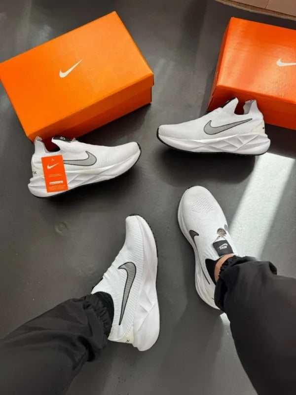 Tênis Masculino Nike FlyKnit Premium