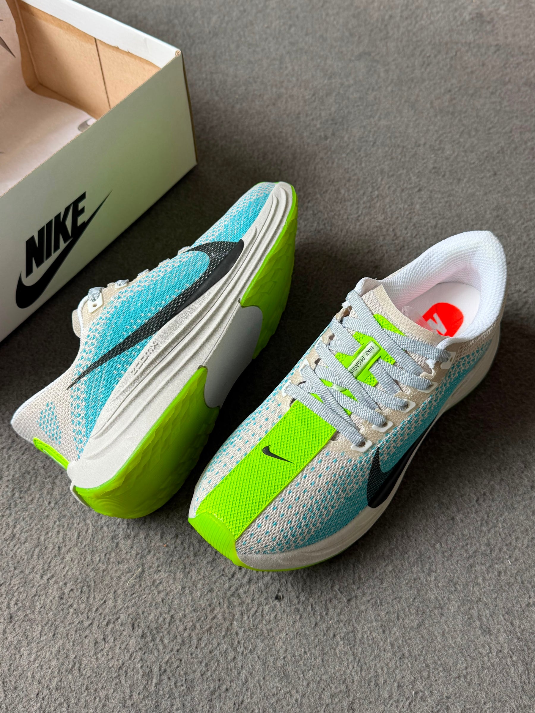 Tênis Unissex Nike Pegasus Plus Premium