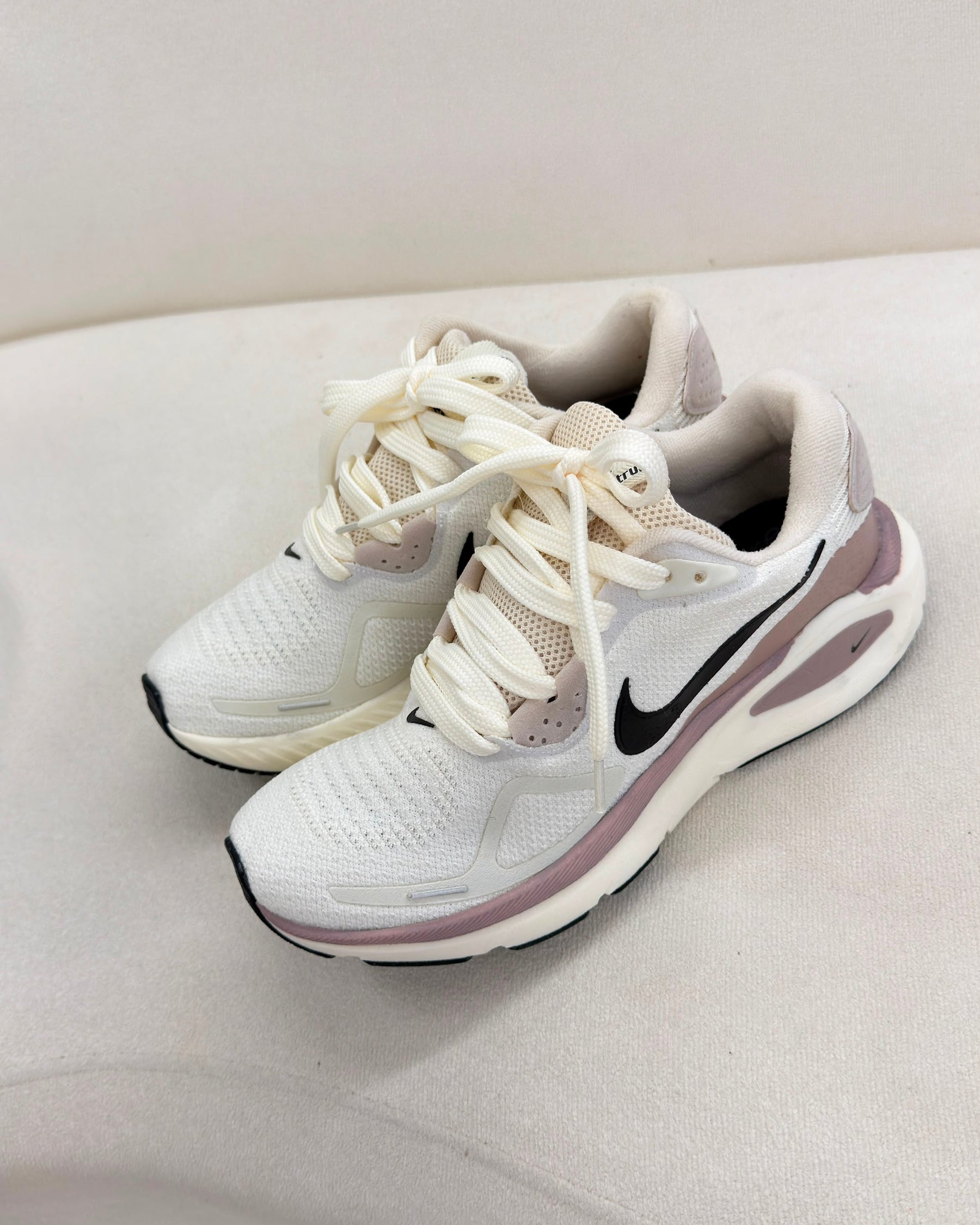 Tênis Feminino Nike Run Structure Premium