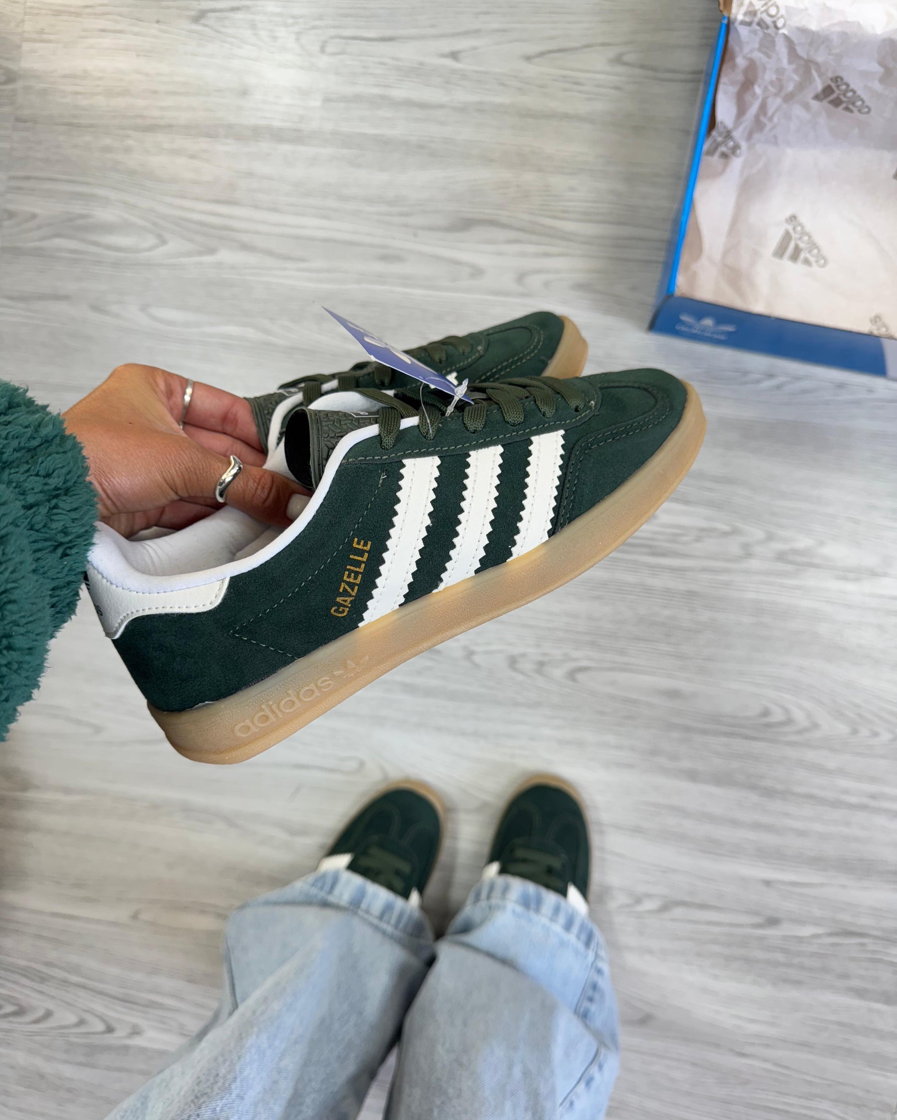 Tênis Feminino Adidas Gazelle Premium