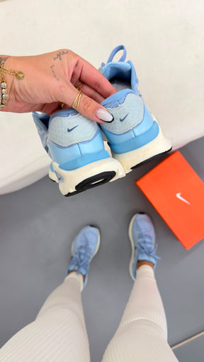 Tênis Feminino Nike Run Structure Premium