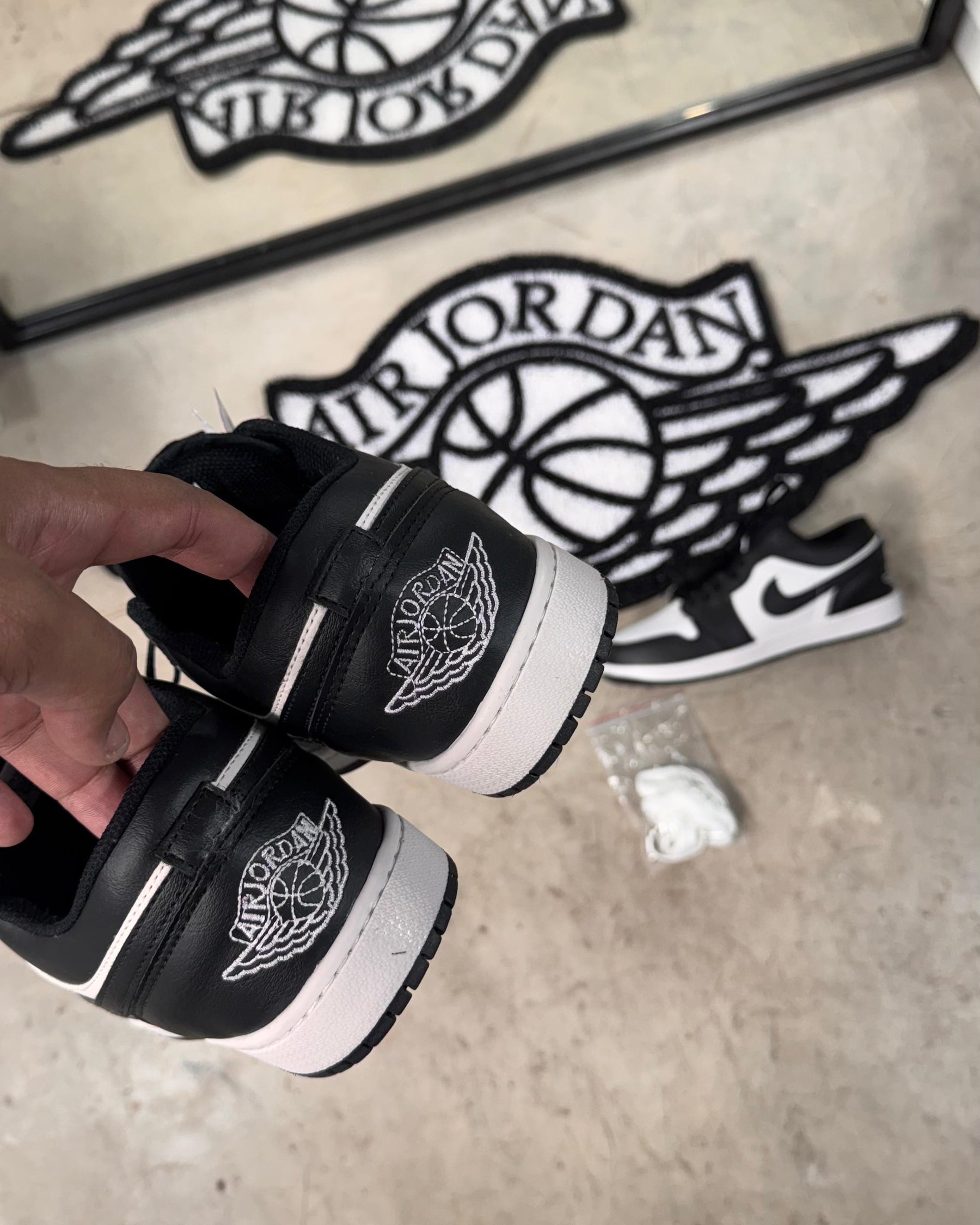 Tênis Unissex Nike Jordan Low Premium