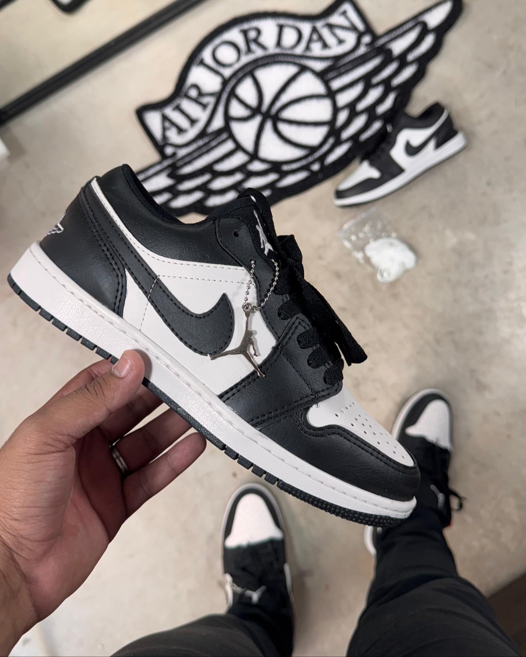 Tênis Unissex Nike Jordan Low Premium