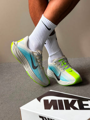 Tênis Unissex Nike Pegasus Plus Premium