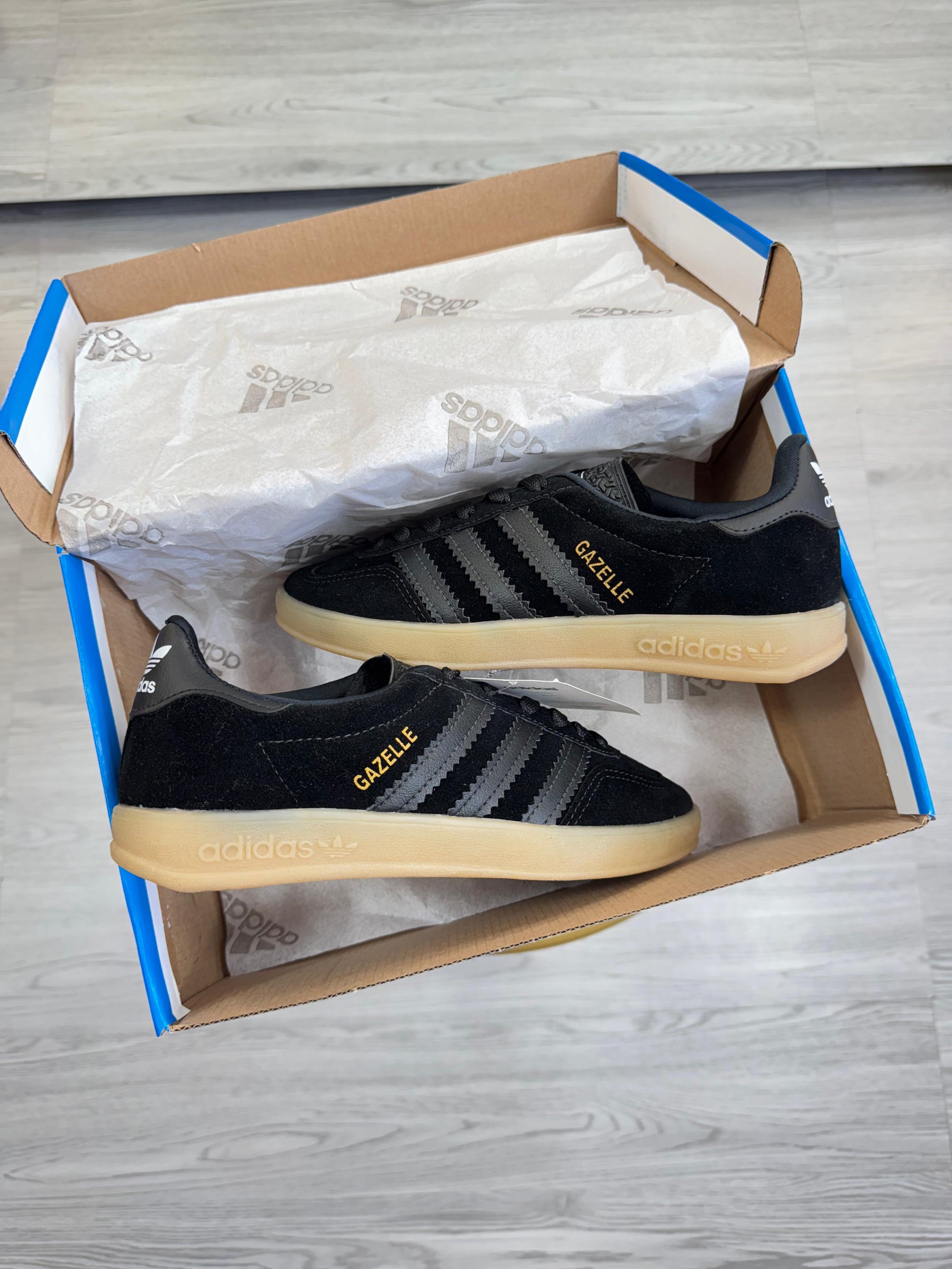 Tênis Feminino Adidas Gazelle Premium
