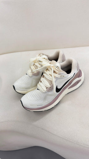Tênis Feminino Nike Run Structure Premium